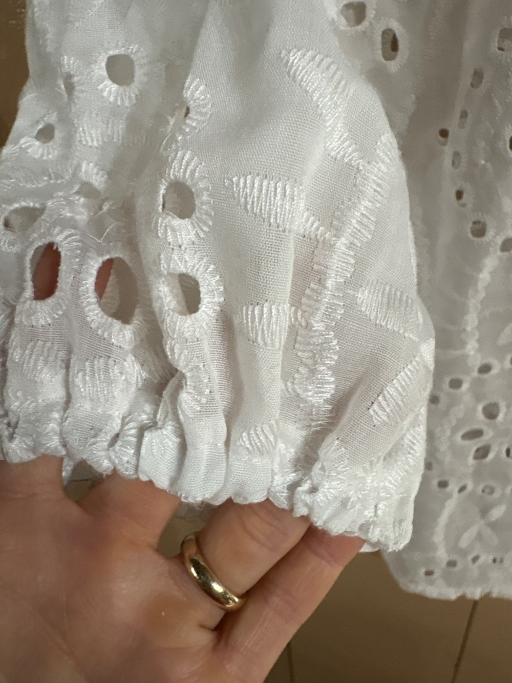 White eyelet button-up 3/4 shirt, size small - Picture 5 of 7